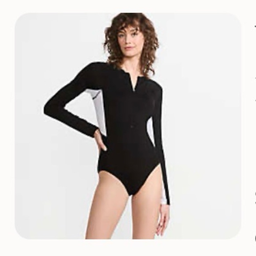 Lands' End Black and White One Piece Swimsuit NWT